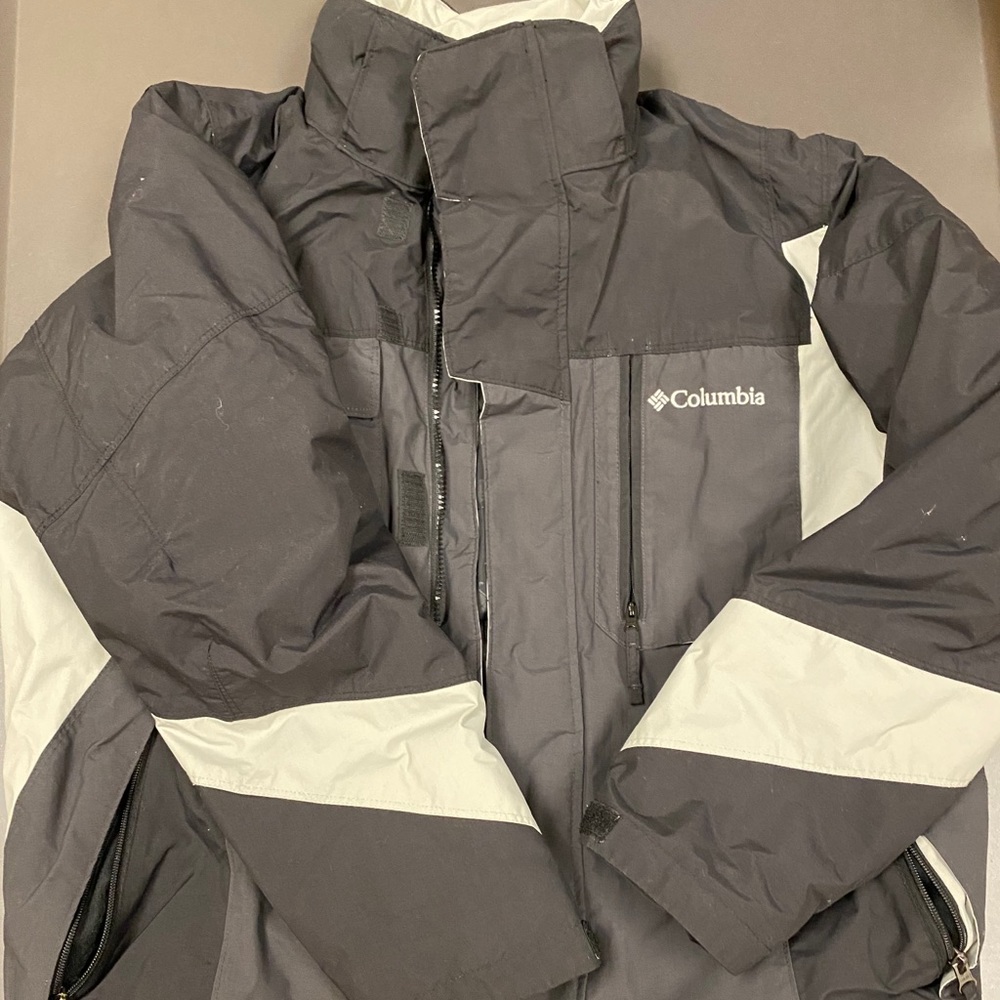 Men’s Columbia jacket